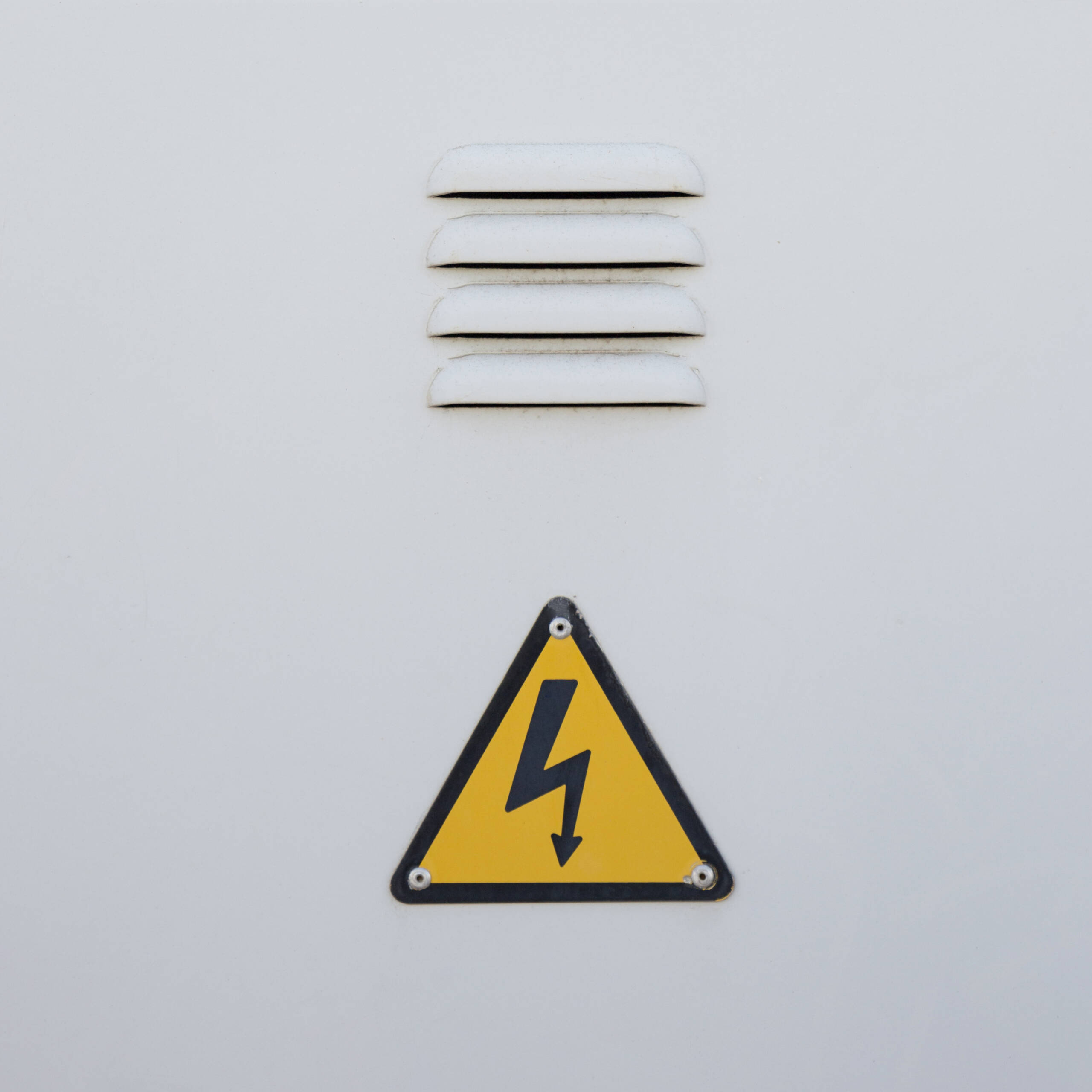 Alçak ve Orta Gerilim Elektrik Tesisatları